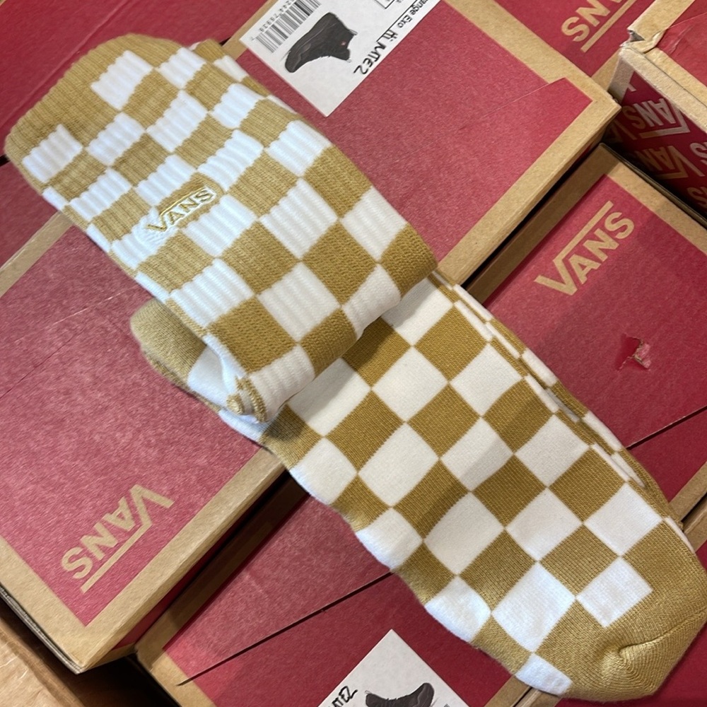 VANS "Off The Wall" socks Checkerboard 
NWT (1 pair) - Picture 16 of 16